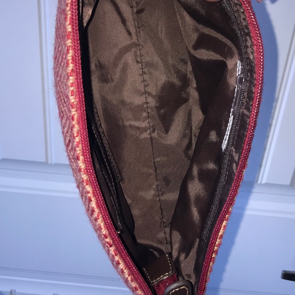 Tommy Hilfiger hand bag - Picture 5 of 6